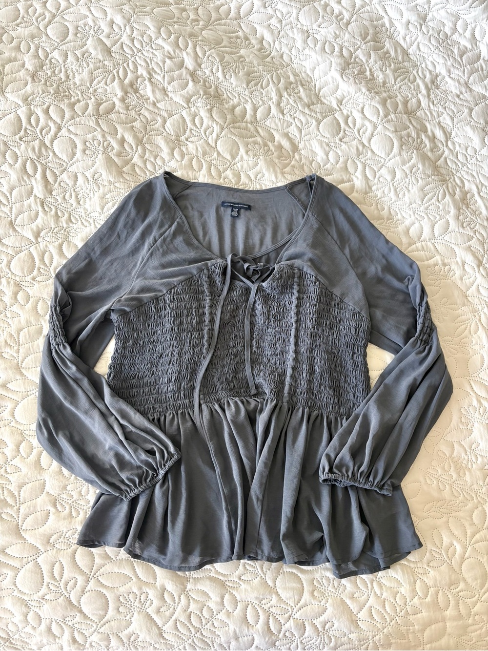 American Eagle Smocked Babydoll Boho Blouse Gray XL